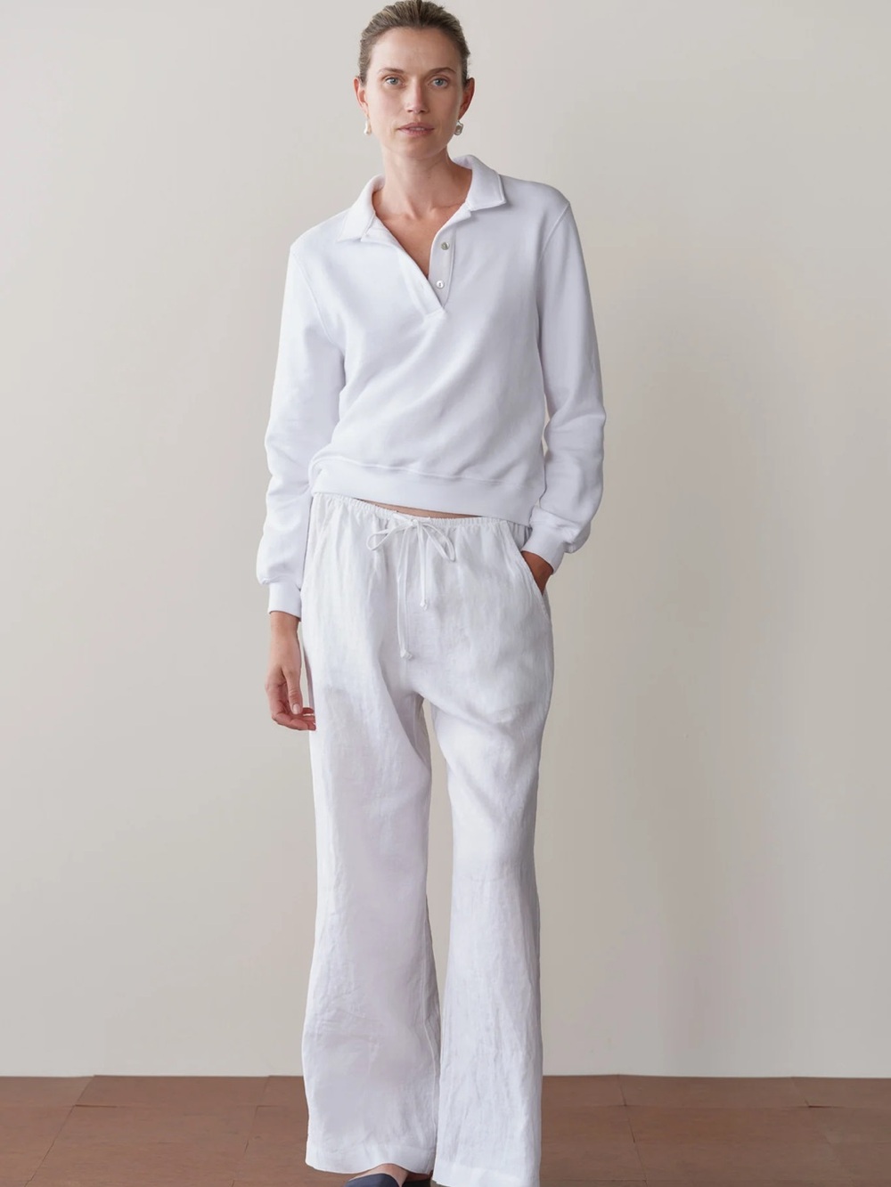 Women’s linen drawstring pants in butter - Picture 2 of 6